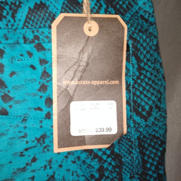 Men's "snakeskin" athletic Access golf shorts - Picture 4 of 4